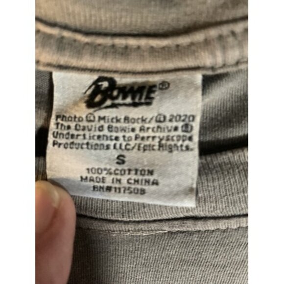 DAVID BOWIE ZIGGY STARDUST 1972 CONCERT T SHIRT Licensed Retro Tour Adult S - Picture 6 of 8
